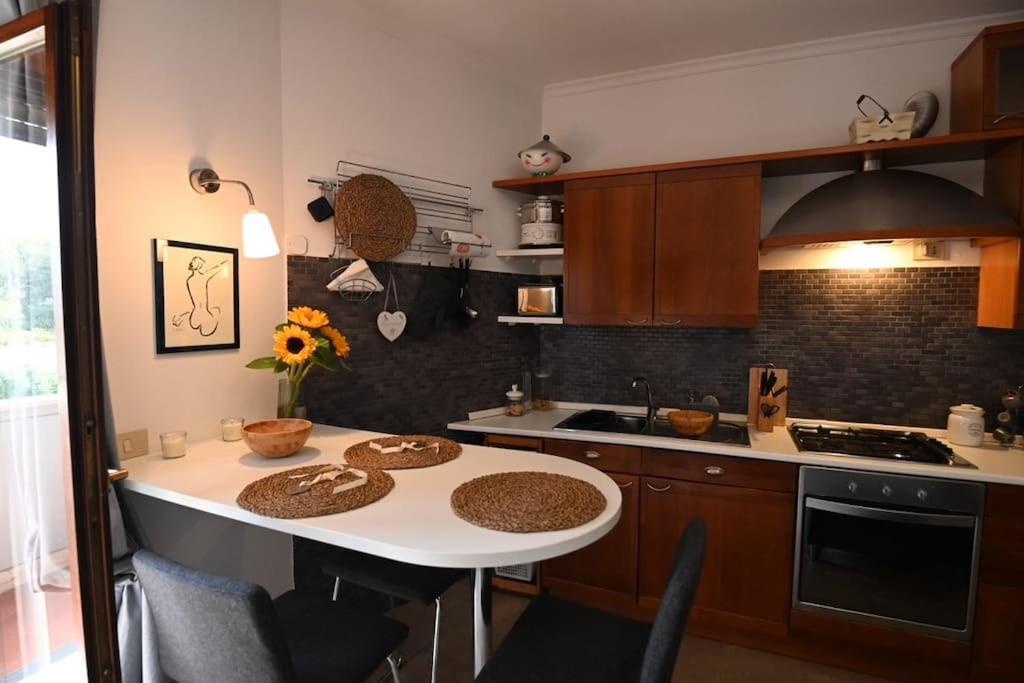 겐자노 디 로마 A Casa Di Tina 아파트 외부 사진